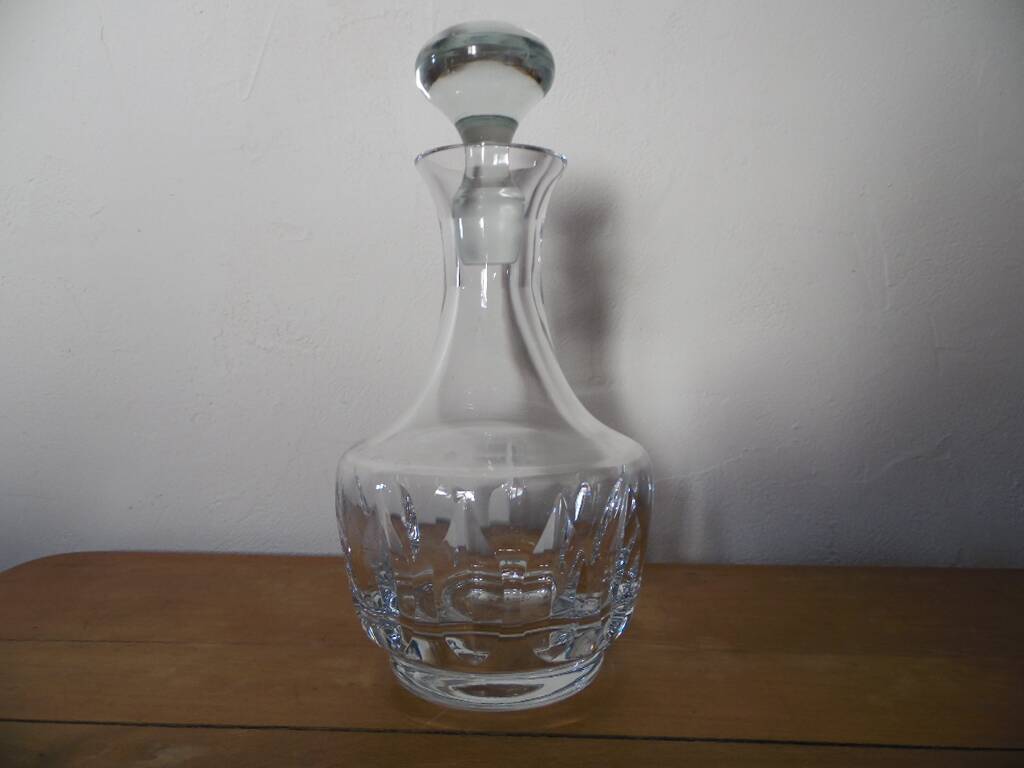 Hand-cut crystal decanter