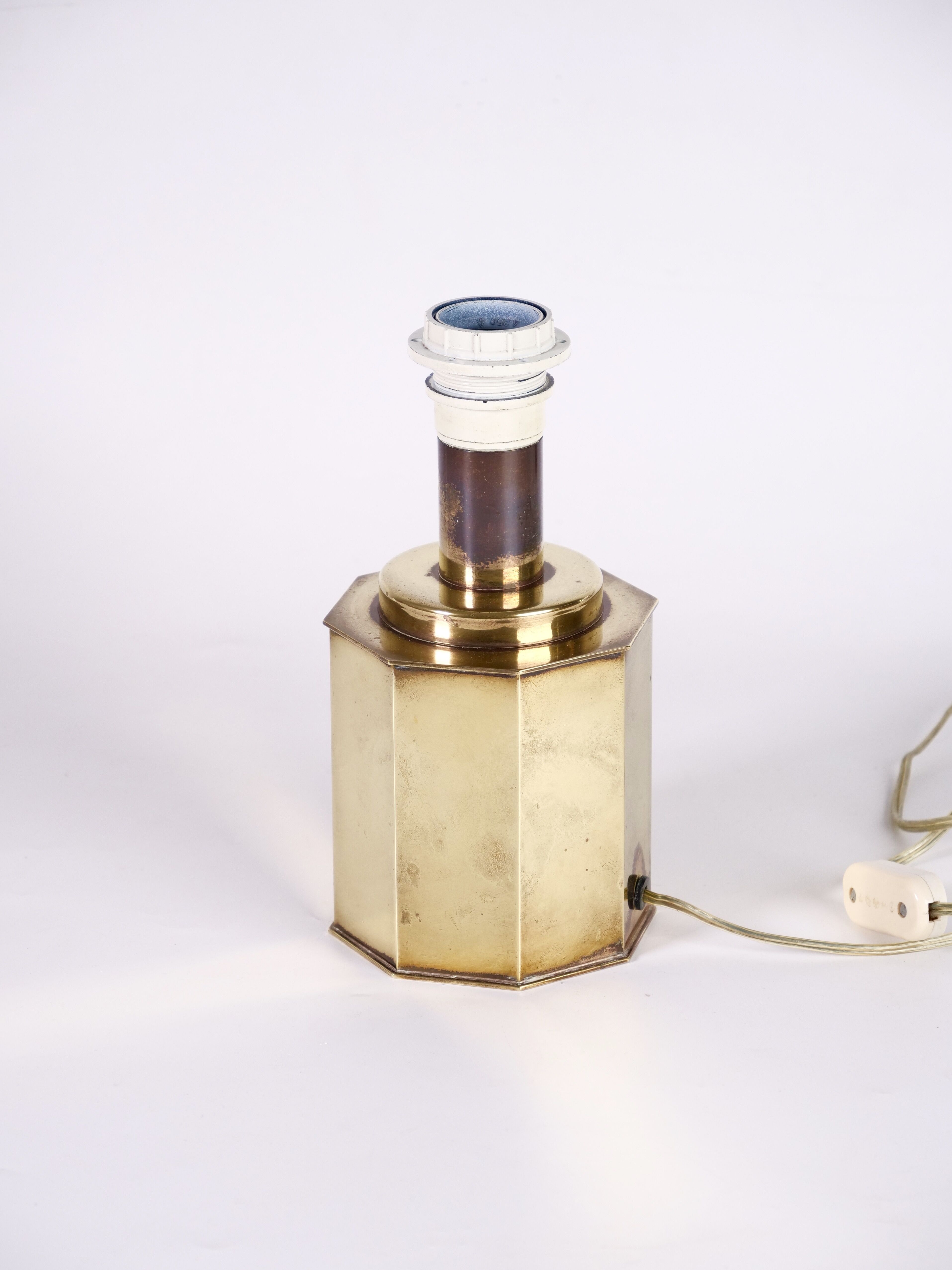 Octagonal brass lamp