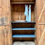 Large Parisian wardrobe with hanging space (renovated)