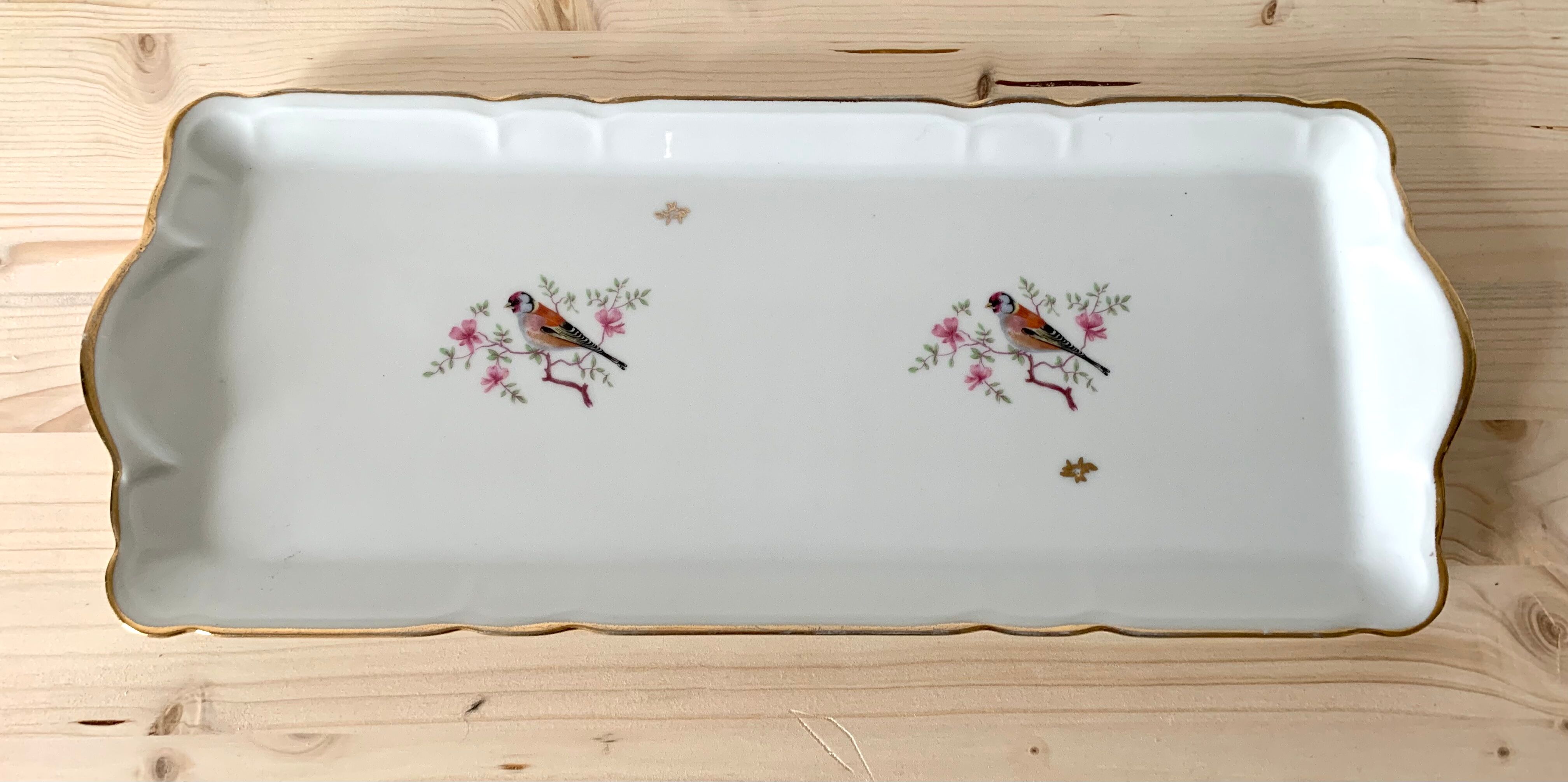 Vintage porcelain cake dish