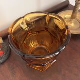 Vase en verre ambré