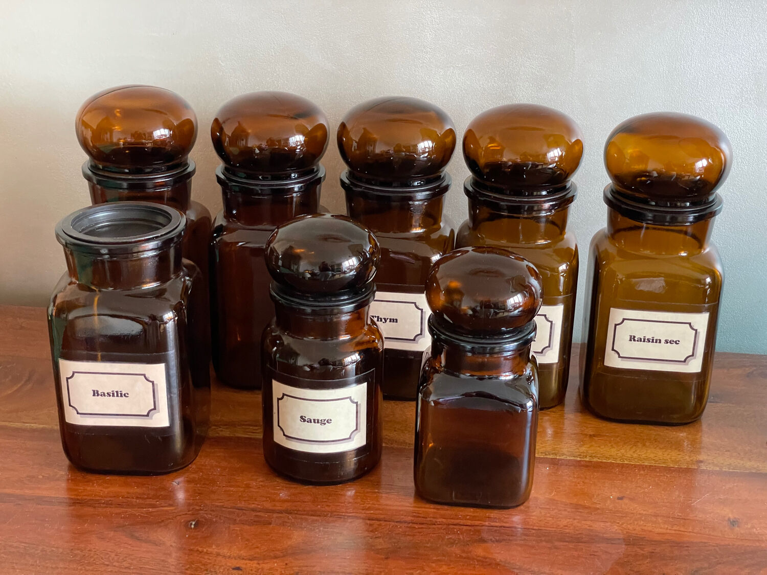 Set of 7 jars, spice apothecary jars