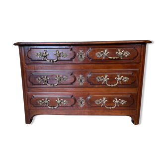 Chest of drawers walnut 18th