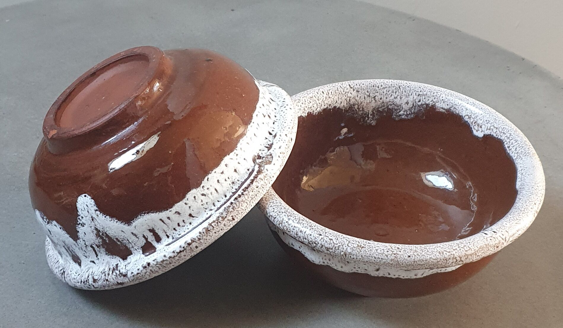 Ceramic bowls