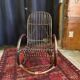 Rocking-chair vintage en rotin des années 1960