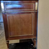 Mahogany commode with mahogany veneer from the Louis XVI period - late 18th century.