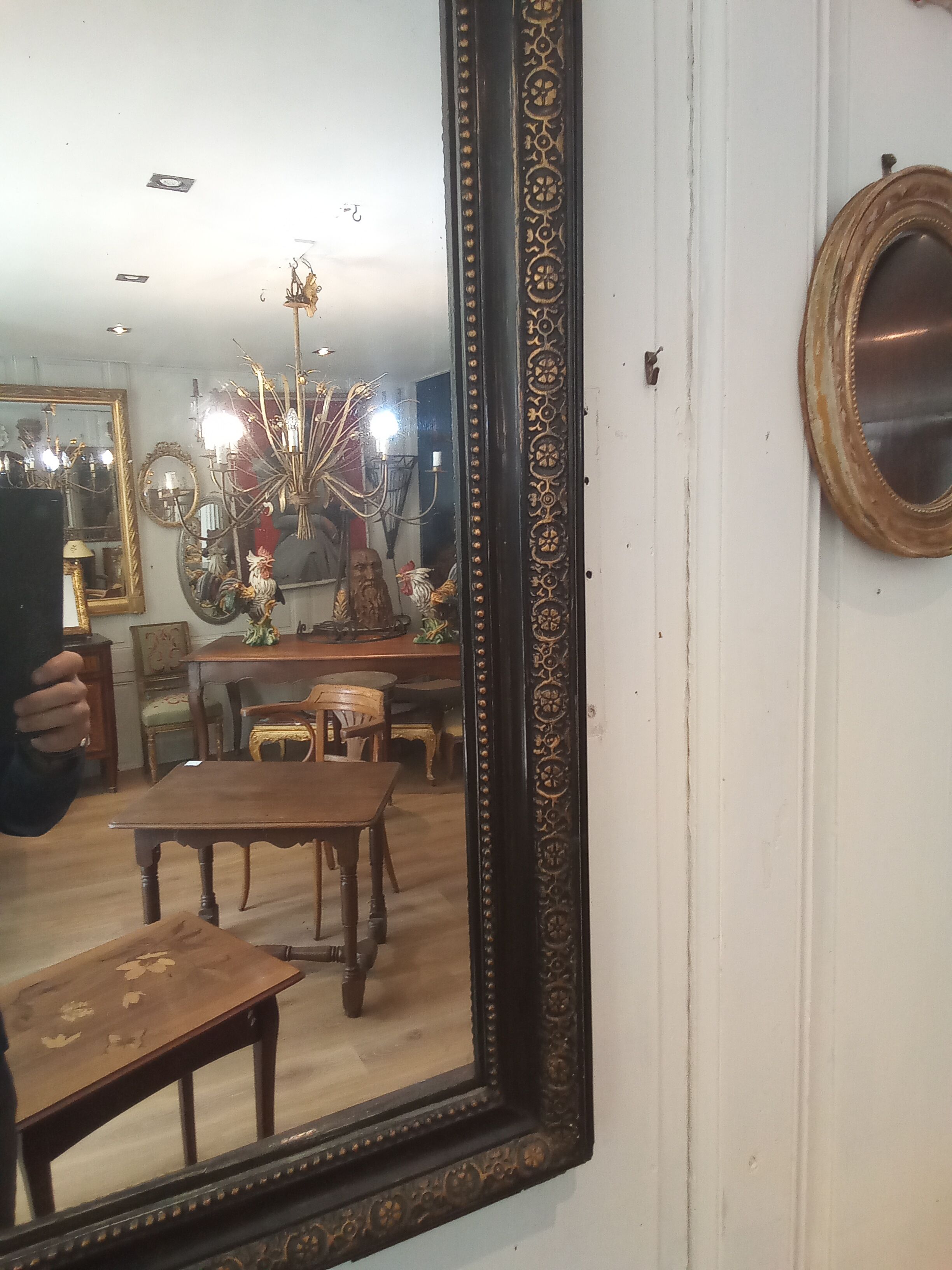 Black and gold mirror 86X62cm