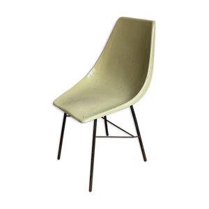 Chaise industrielle jaune anis