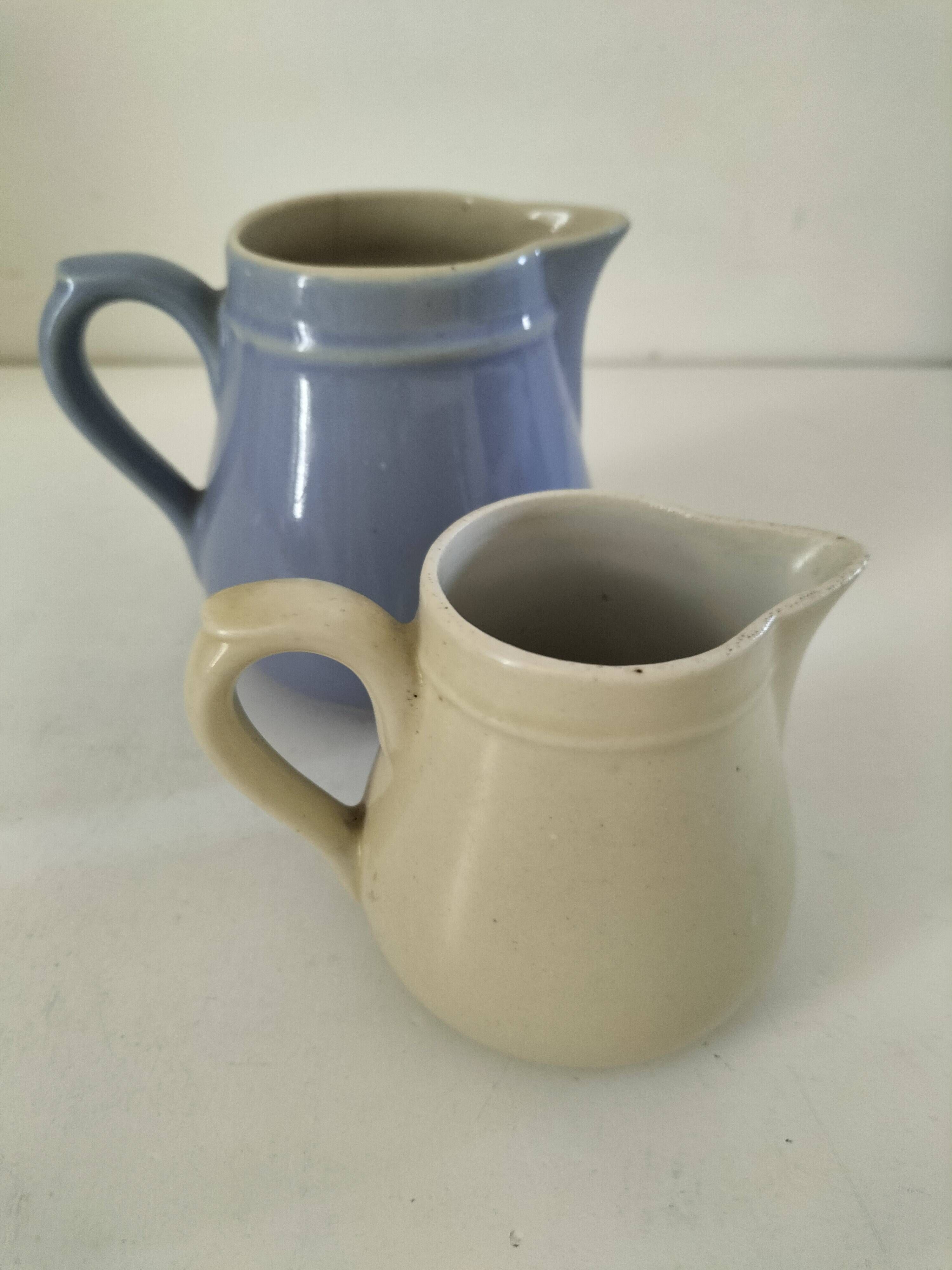 Duo of pastel ceramic milk jugs – Lavender blue & vintage cream