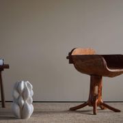 Unique sculptural pedestal armchair by the Finnish Matti Martikka in solid pine, 1960s.