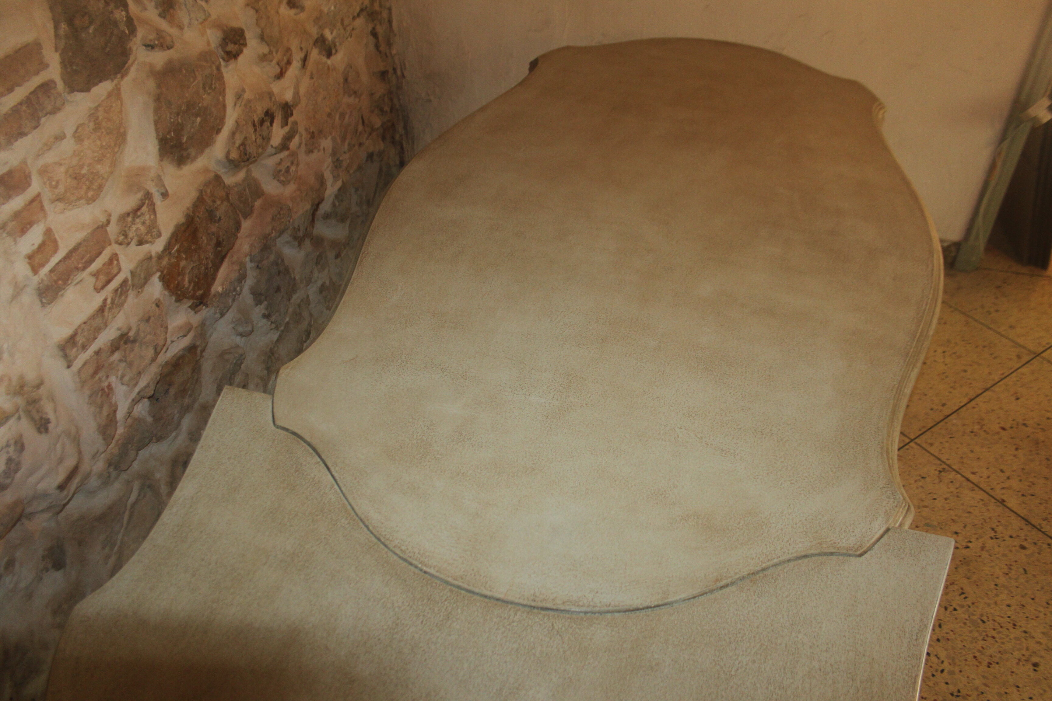 Dining table Louis XV Provencal