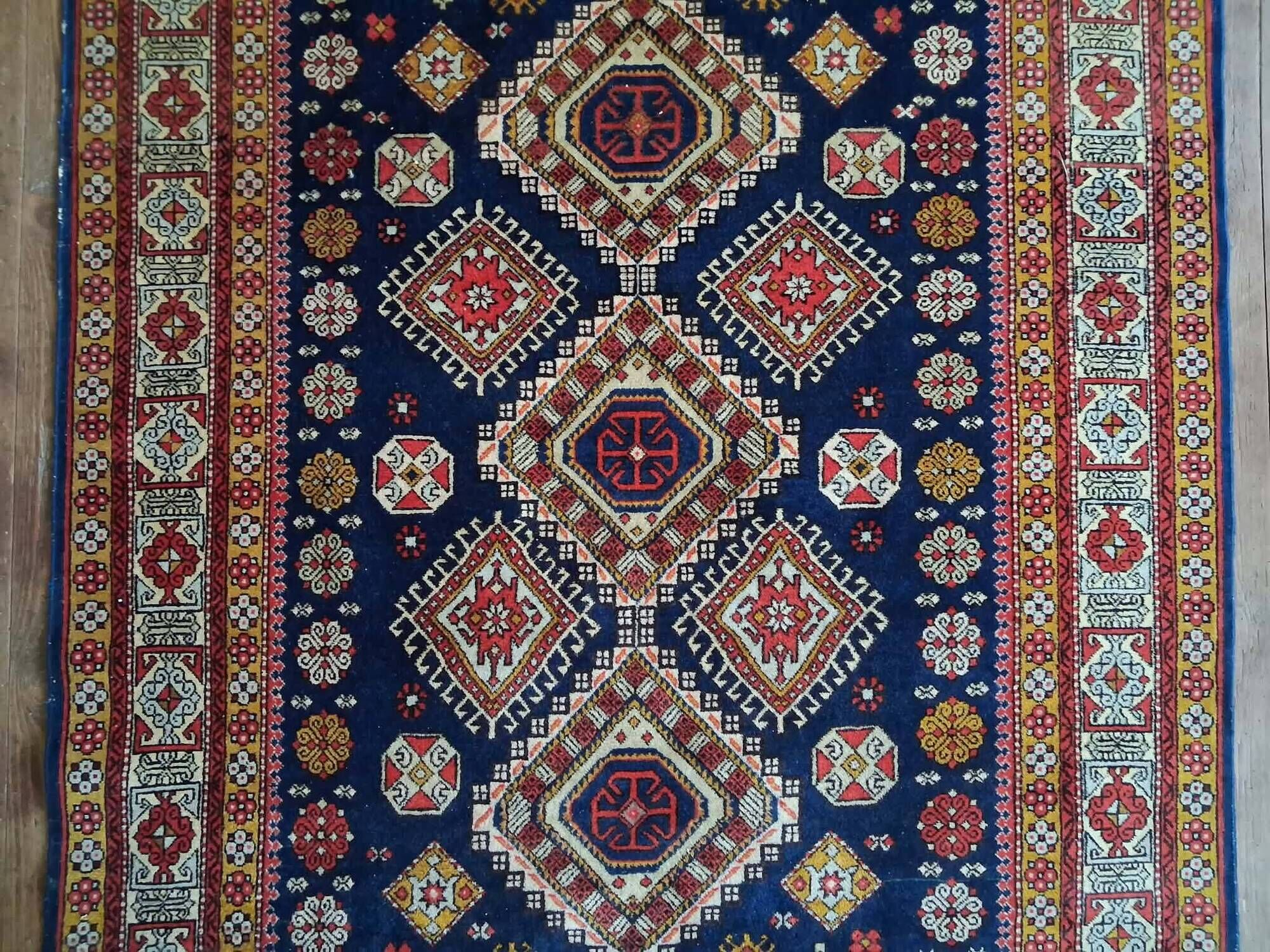 Handmade Caucasian Shirvan rug 229x140cm