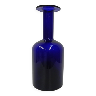 Glass vase