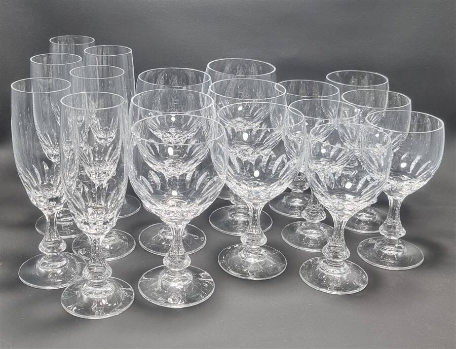 Crystal glassware set - 18 pieces