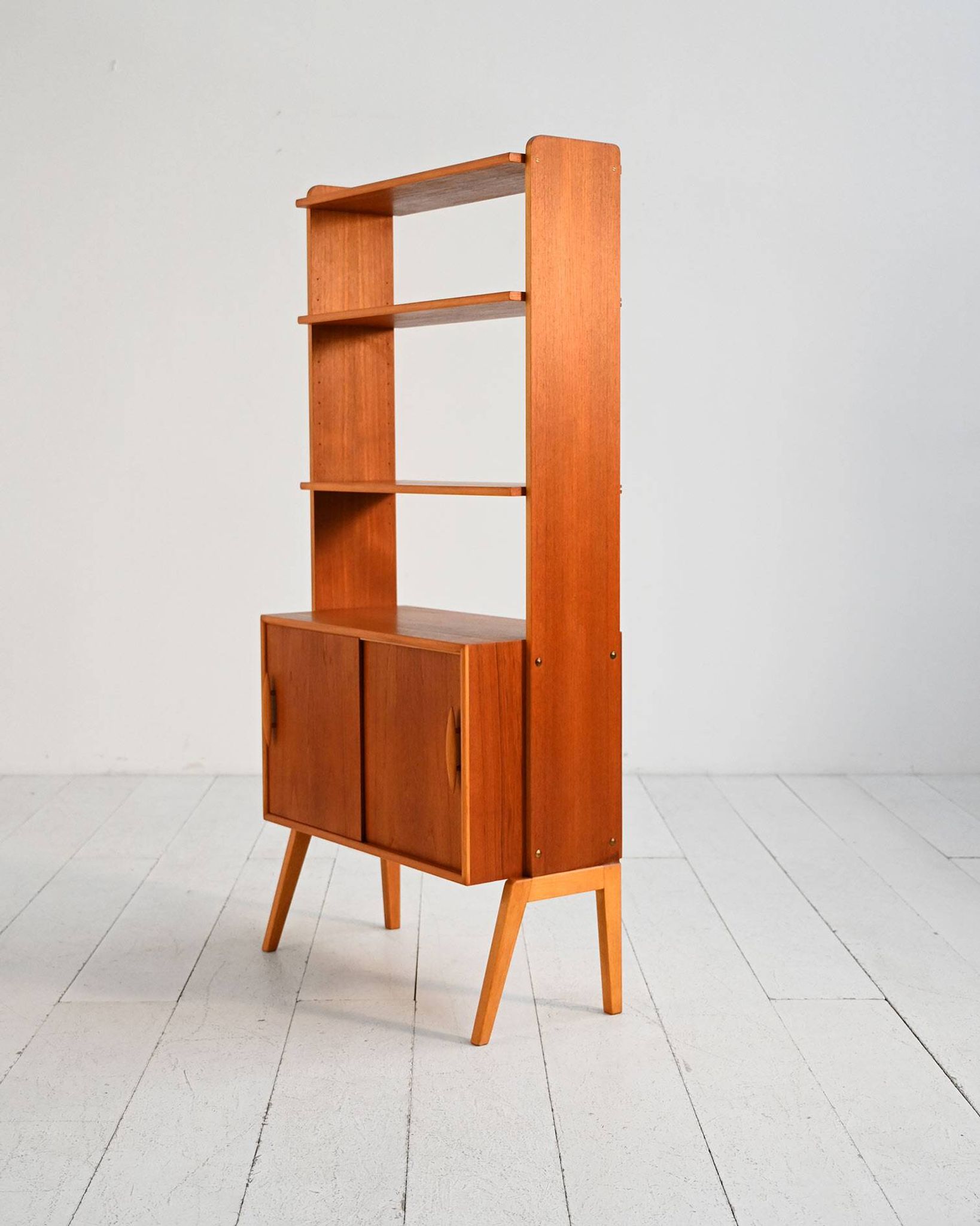 Scandinavian teak shelving unit with sliding doors, 1950s/60s