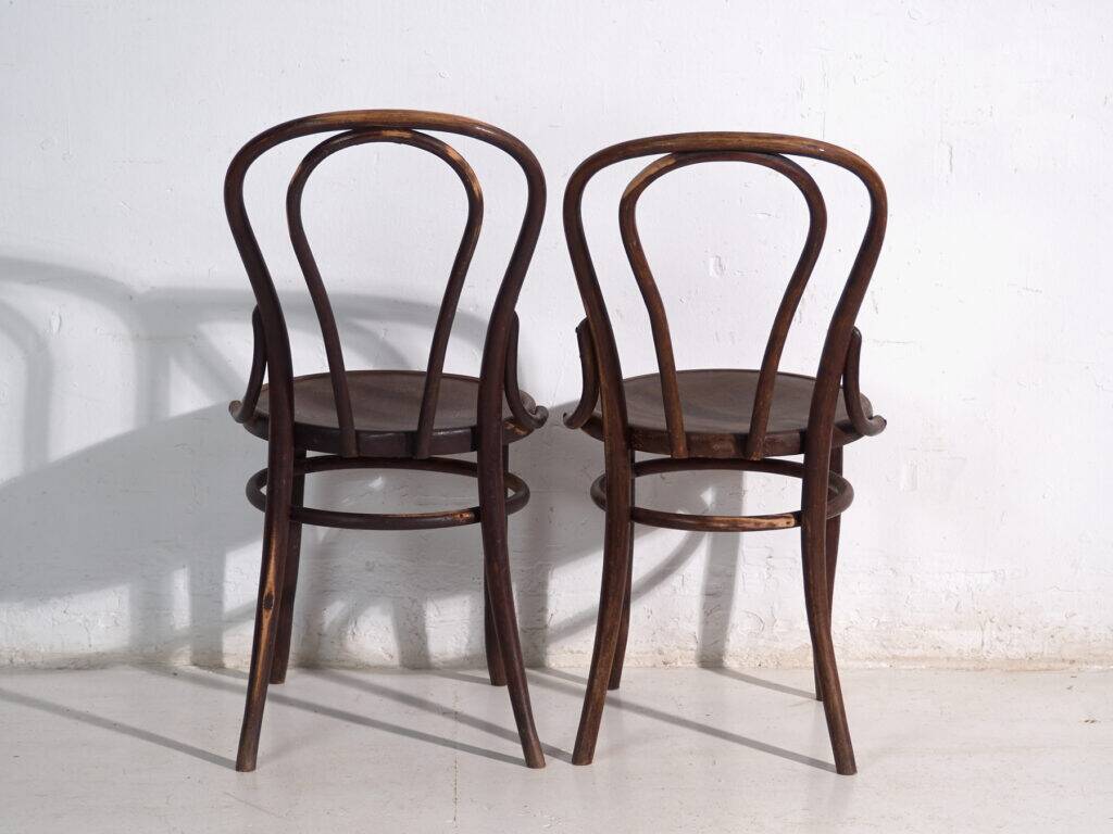 Pair of antique bentwood chairs in Thonet style – Central Europe, circa 1900