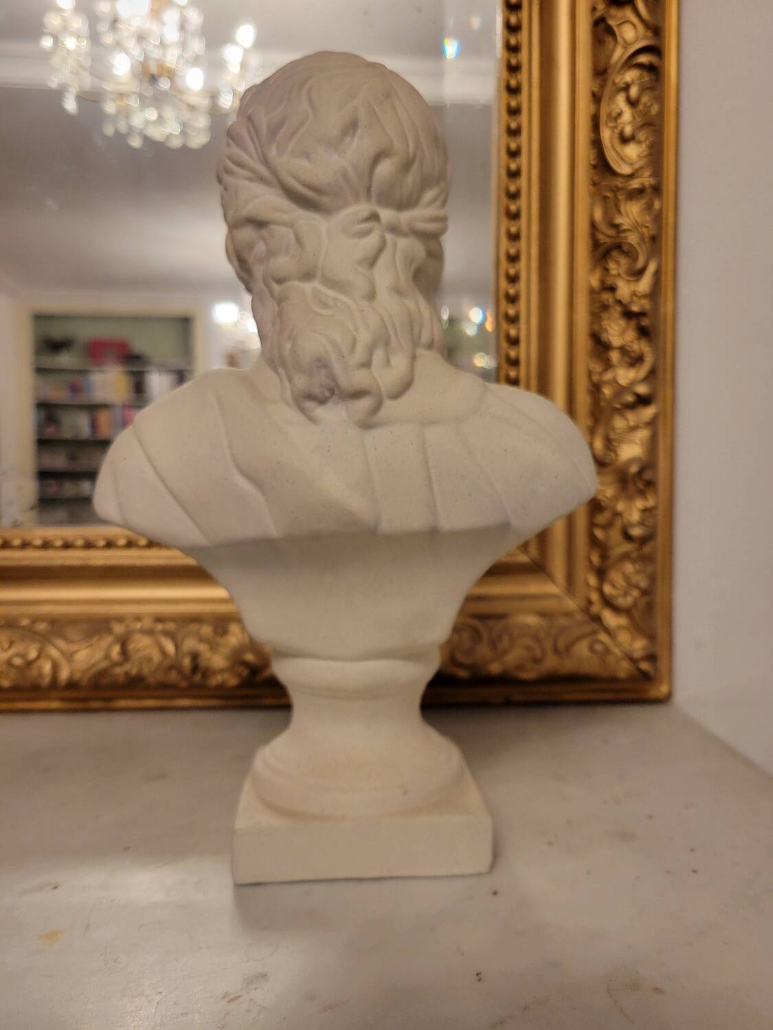 Male bust 27 cm