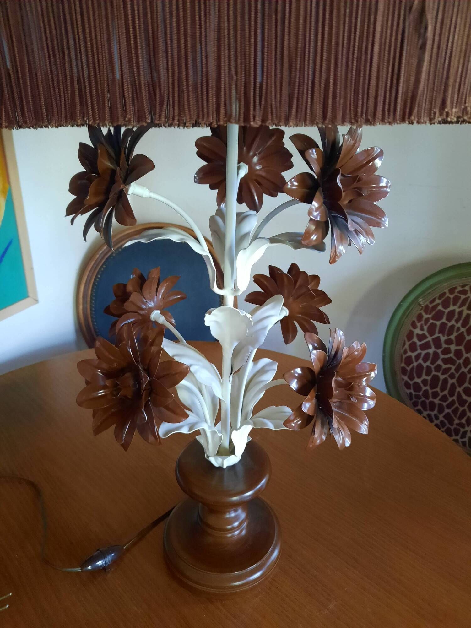 Large lamp from the 70s-80s with a silk shade.