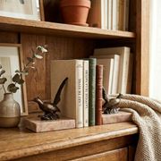 Art Deco bookends with birds – patinated metal and pink marble