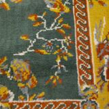Rectangular patterned wool carpet