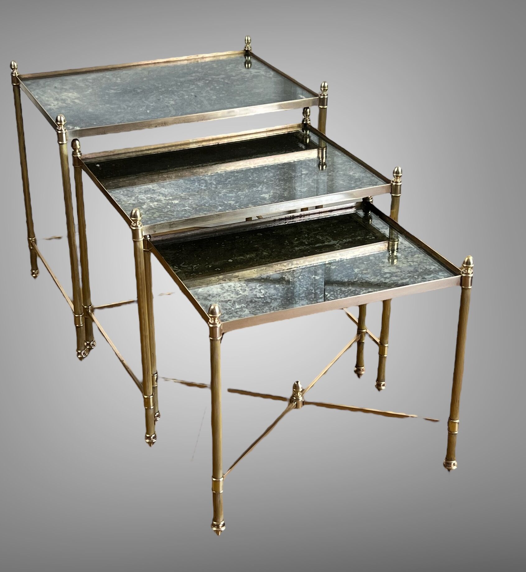 Nest of table from “maison bagués 1970” in gilt bronze and glass tops