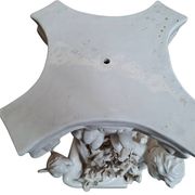 Elegante Colonna con Angeli in Ceramica – Stile Neo-Barocco (Anni '80)