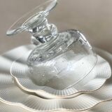 5 bubble glass cups.