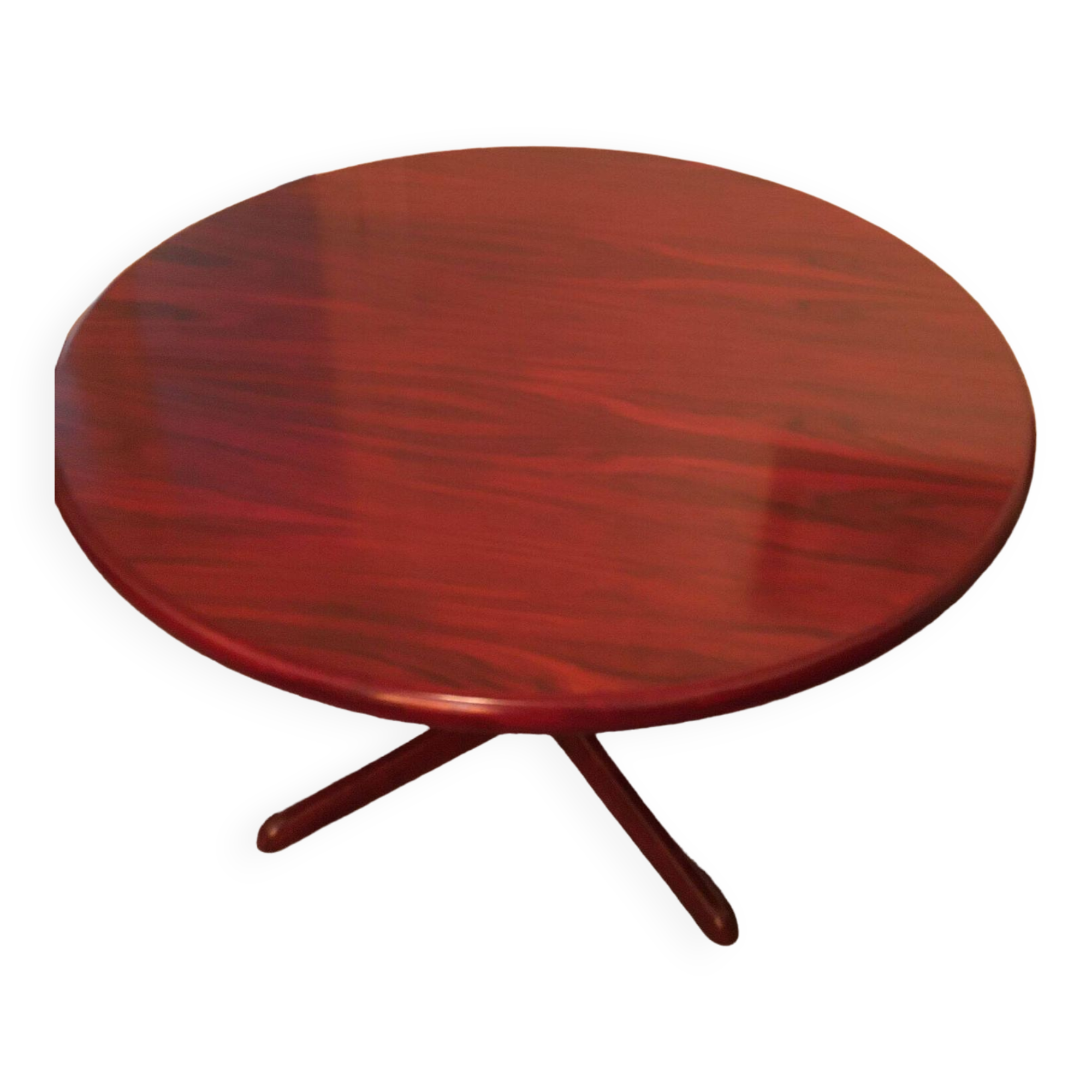 Round rosewood table with central leg, Scandinavian design møllers møbelfabrik
