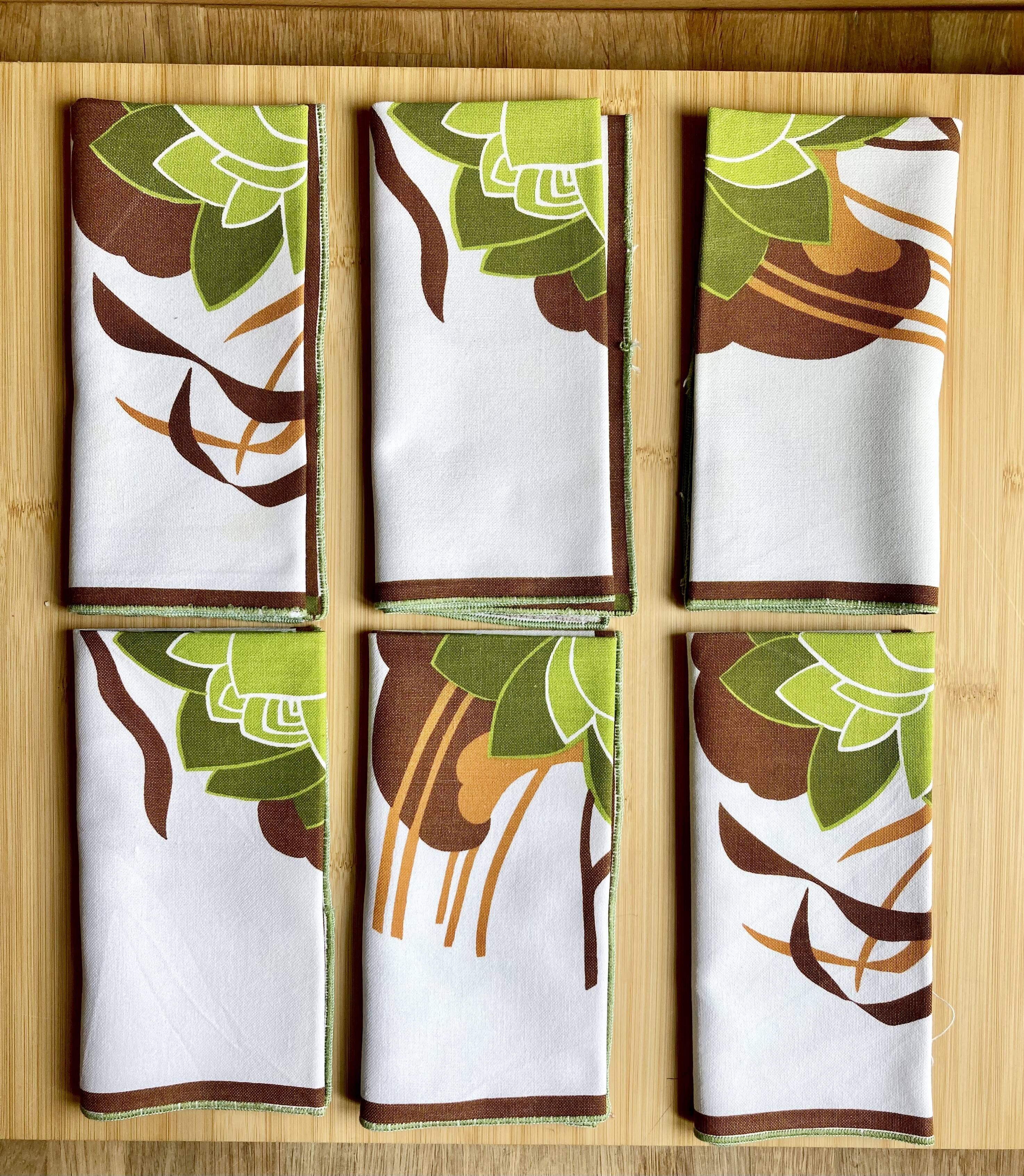6 vintage / 70s napkins