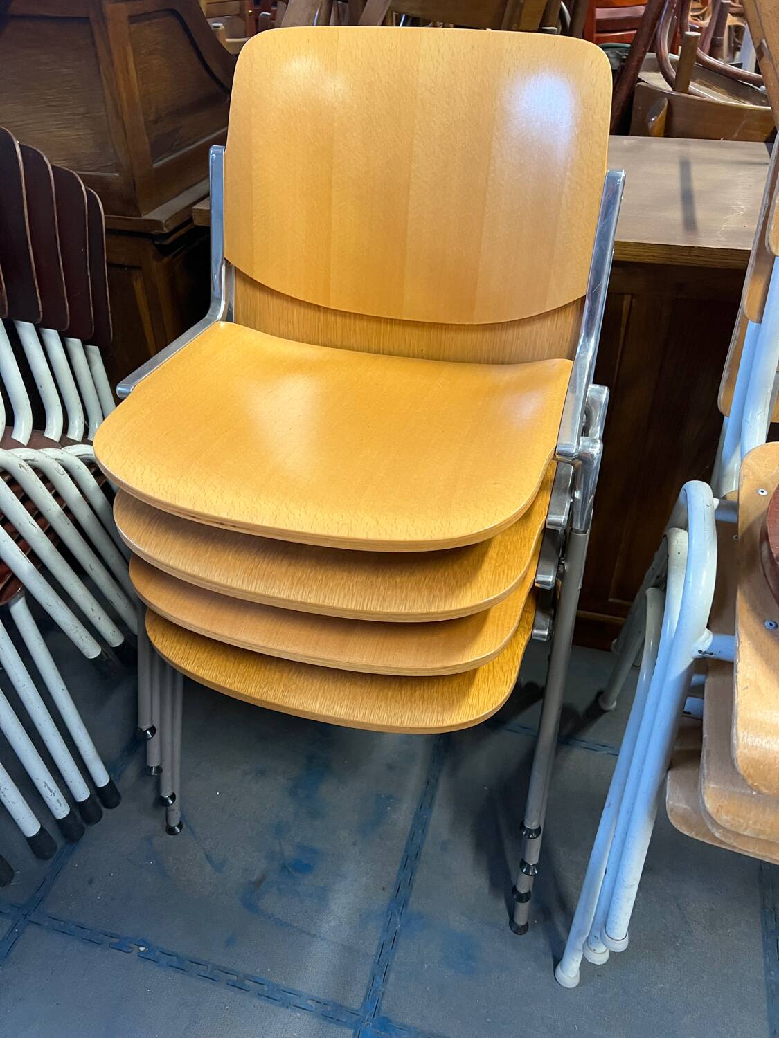 Set of 4 G. PIRRETTI chairs for CASTELLI