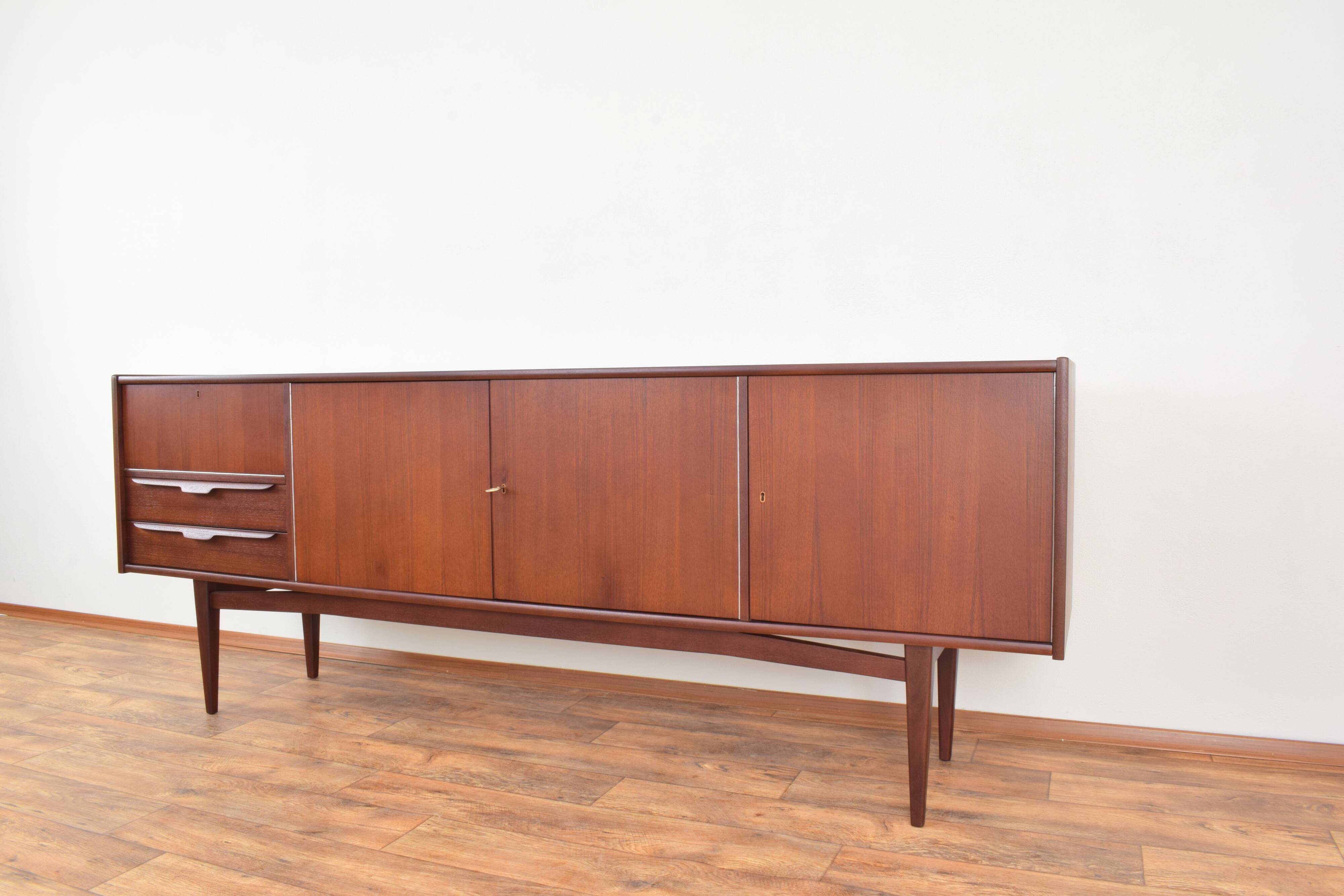 Enfilade danoise vintage en teck, années 1960.