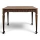 Table à écrire néogothique en noyer à frise d'arcatures