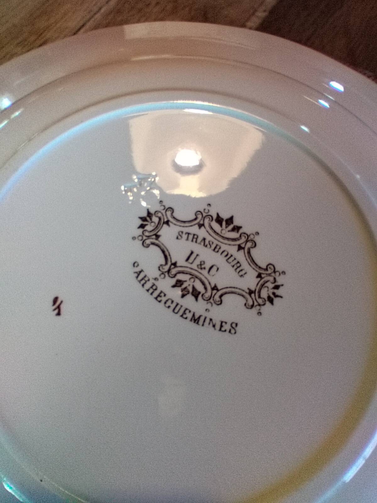 Sarreguemines plates, Strasbourg model