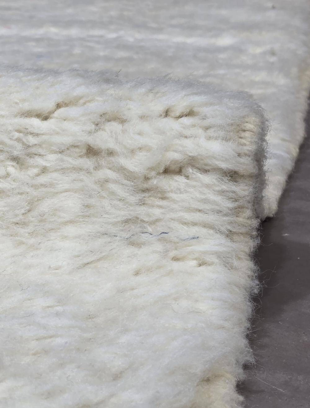 Contemporary Berber Rug - 313 x 242 cm