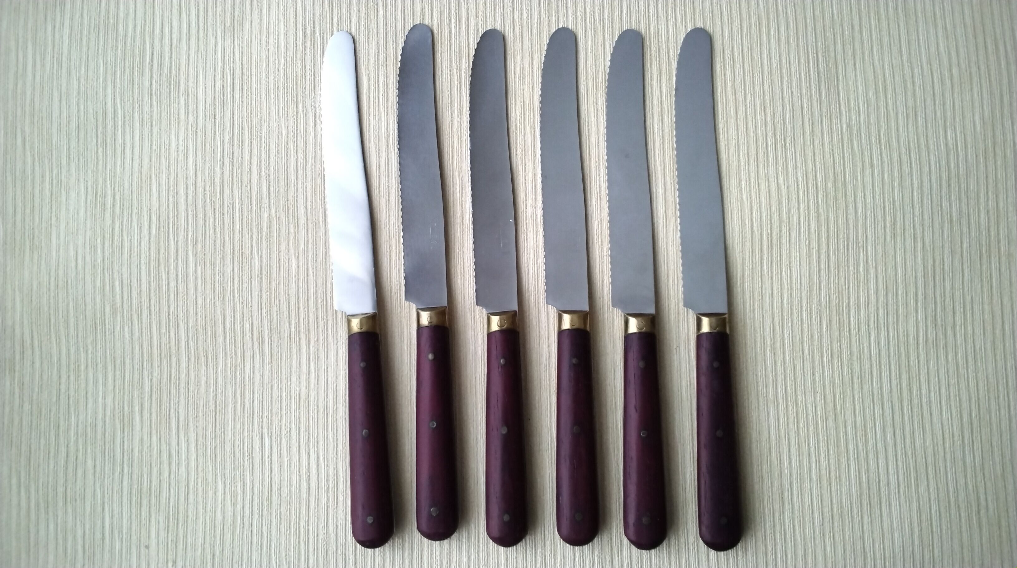 Box of 6 Saufax rosewood handle table knives