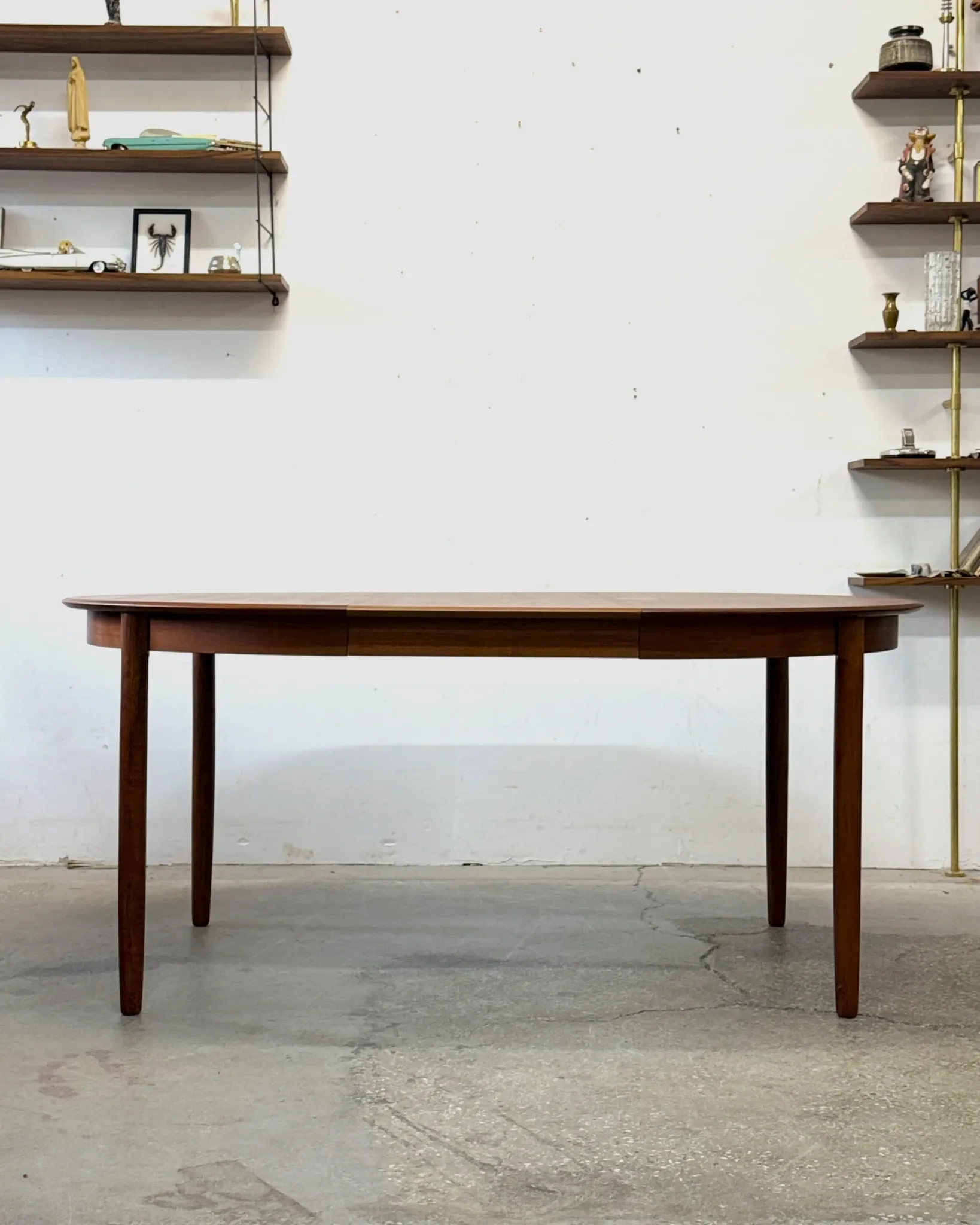 Teak dining table, Denmark, 1960s/70s, vintage, mid-century mode