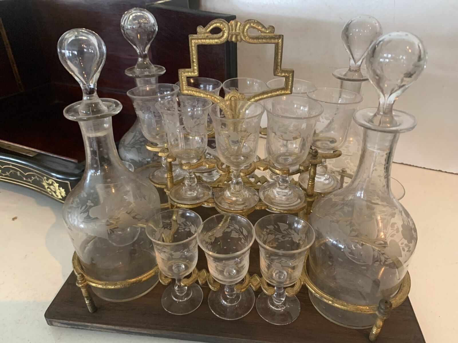 Complete liquor cellar Napoleon III Marquetry boulle Antique box