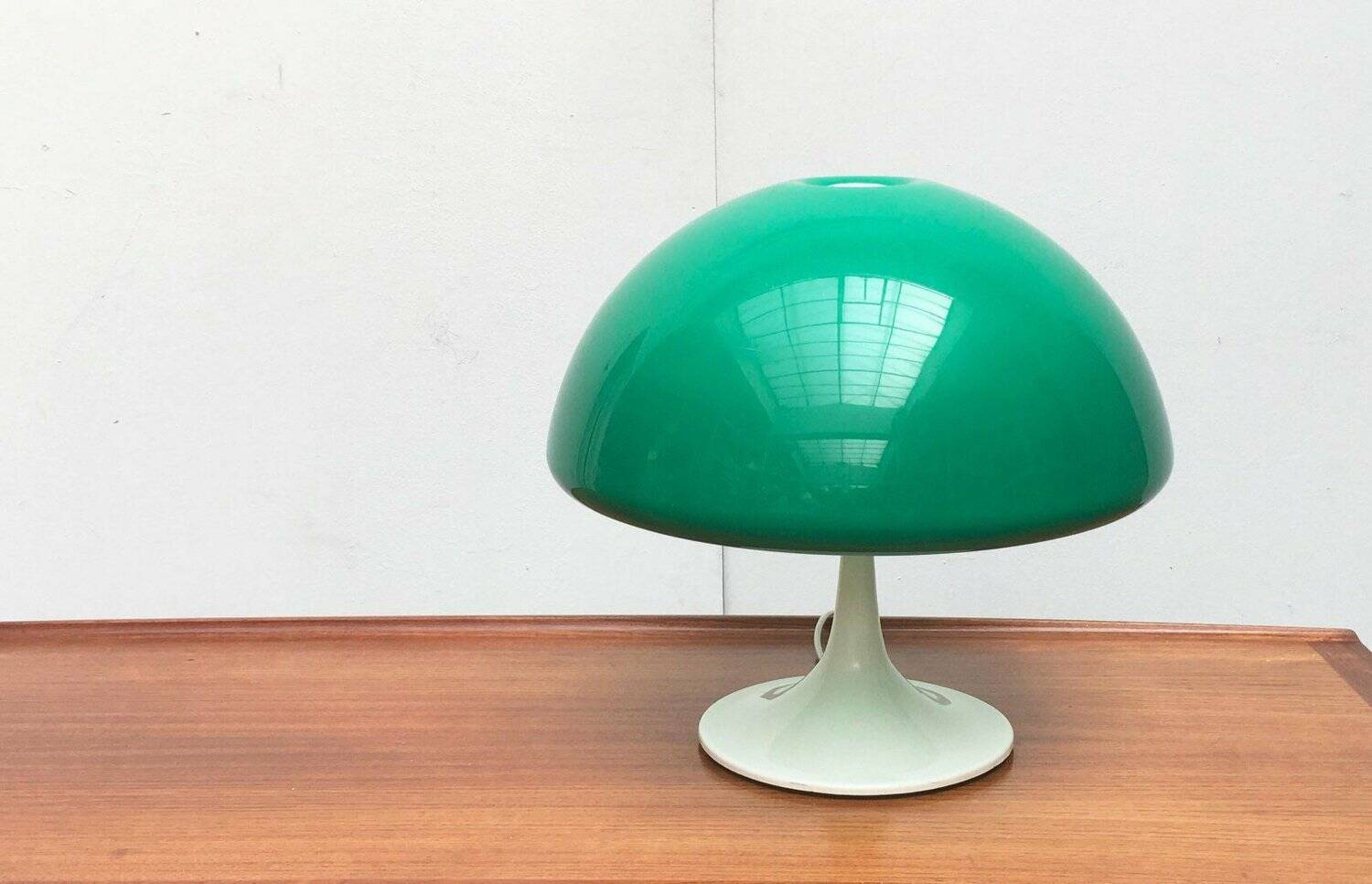Mid-century green Italian table lamp Toledo by Luigi Massoni for Guzzini, 1960s.