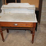 Table dessus en marbre
