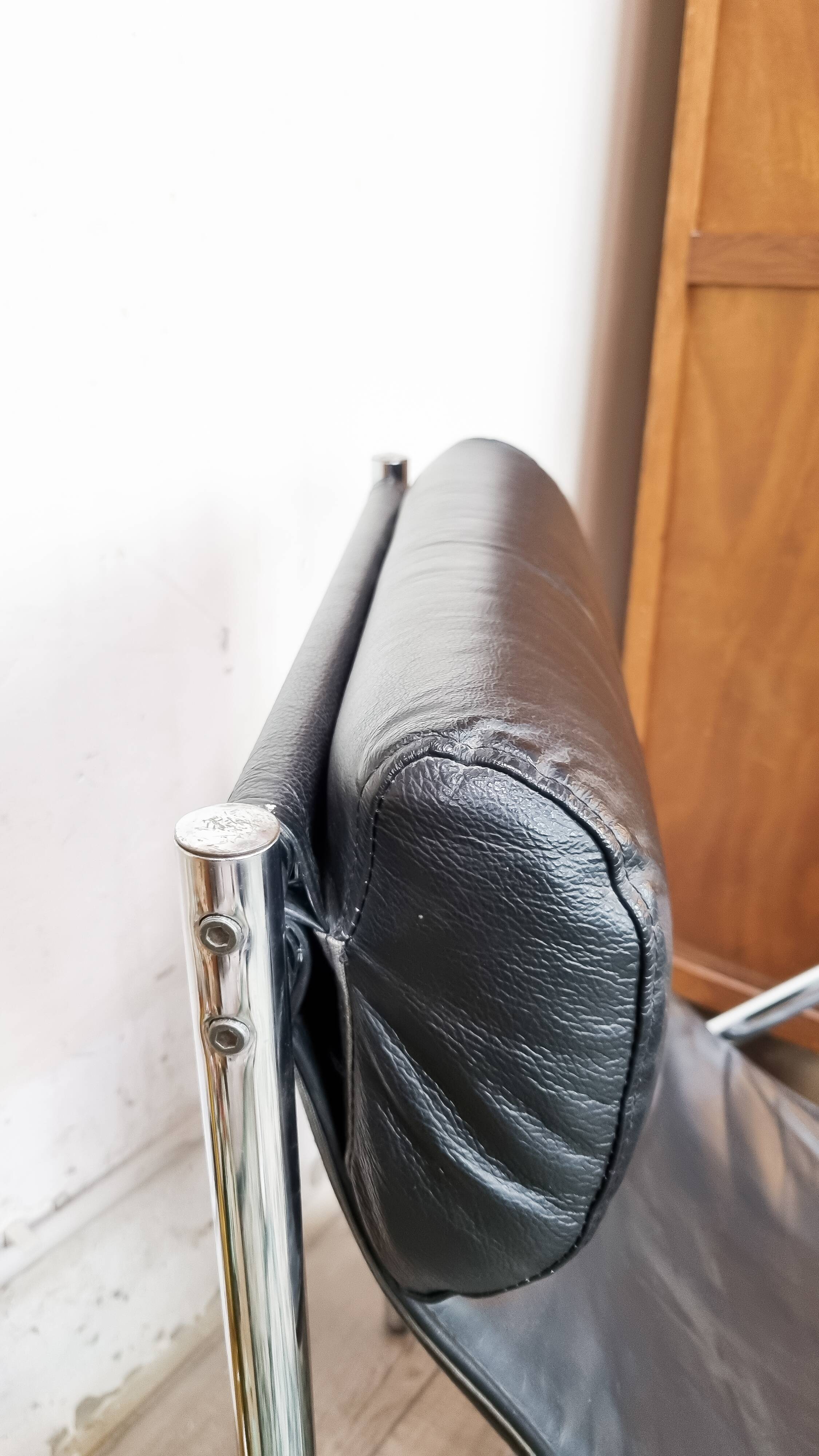 Armchair "OMEGA" 1985 in black leather