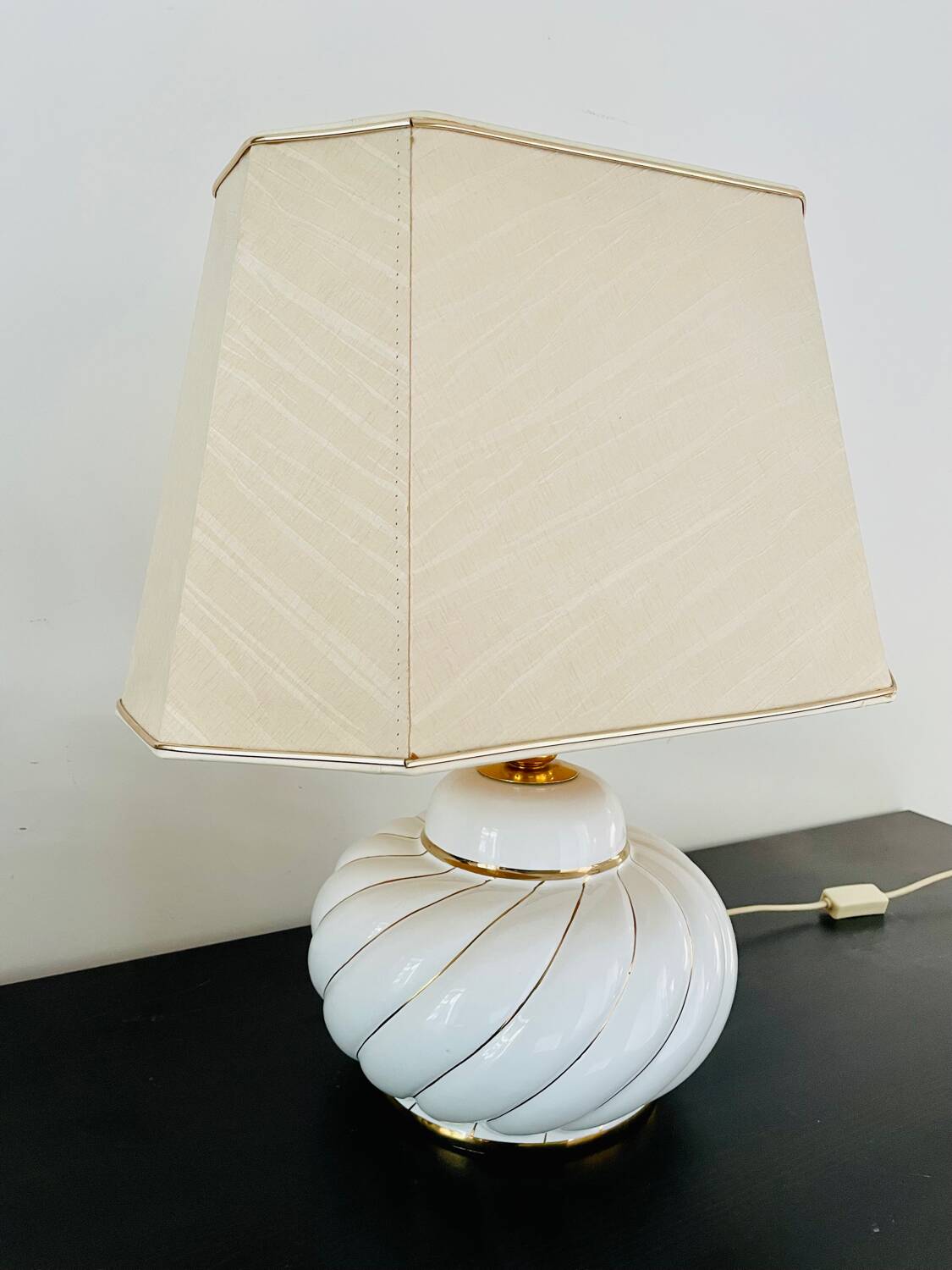 Vintage white and gold table lamp
