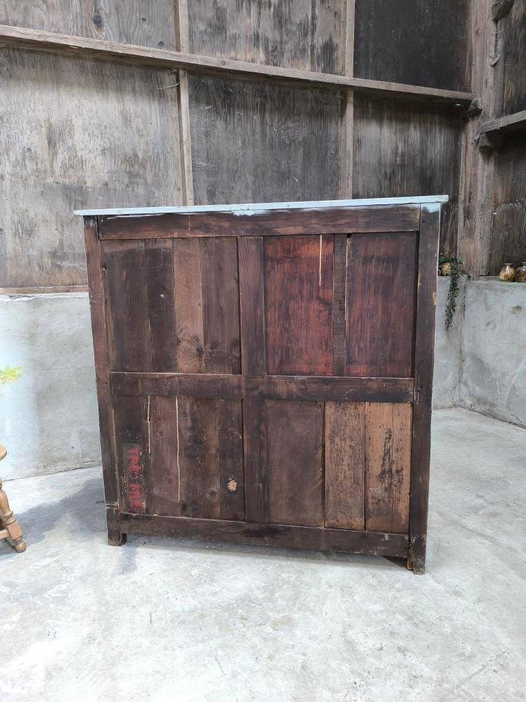 Workshop display cabinet