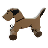 Chien en bois à tirer