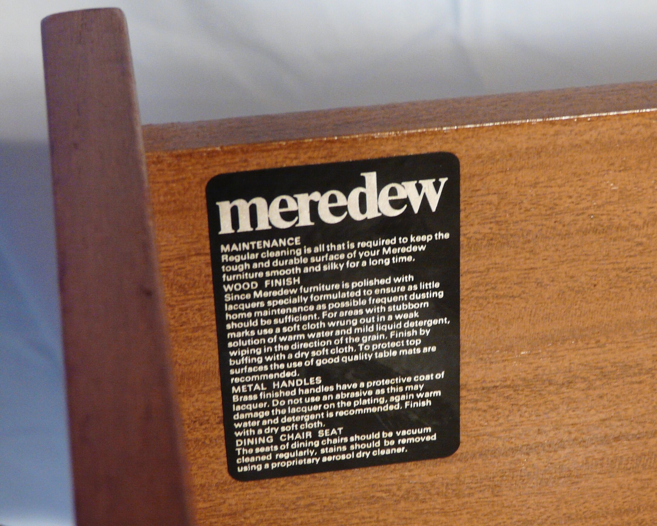 Scandinavian line in Meredew teak