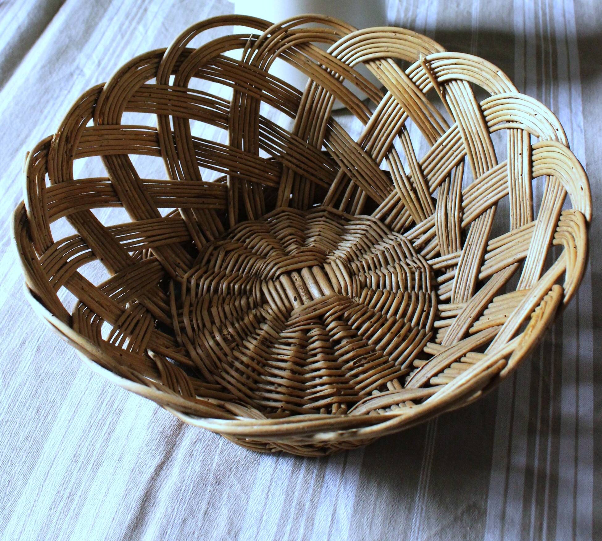 Large vintage woven wicker basket