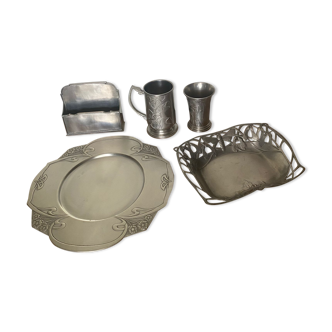 Set of Art Deco style objects in tin (cup, empty pocket, tray)