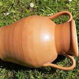 Pottery jar