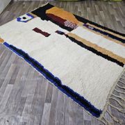 Traditional handmade carpet 250cm x 150cm Moroccan