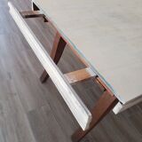 Wood extendable table