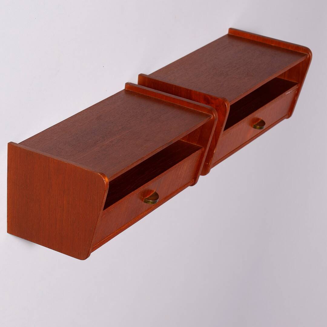 2x Danish MCM floating nightstands in teak 60s